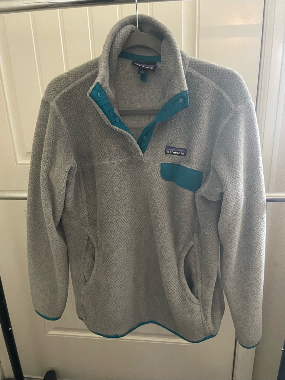 Patagonia Gray Fleece Jacket with Teal Trim